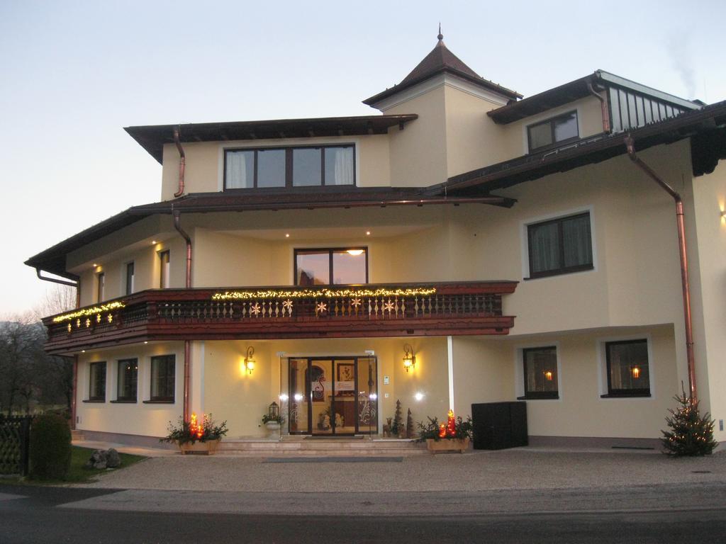 Pension Schloemmer Sankt Gilgen Exterior photo